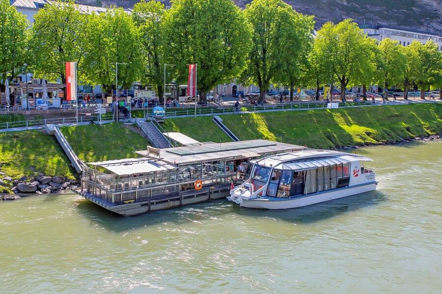 Salzburg: Boat Ride to Hellbrunn and Palace Visit - The 30-minute cruise along the Salzach