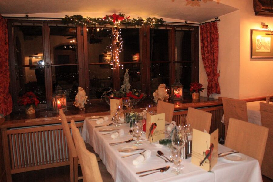 Salzburg: Christmas/Advent Concert & Dinner - Booking advice for the $93 price
