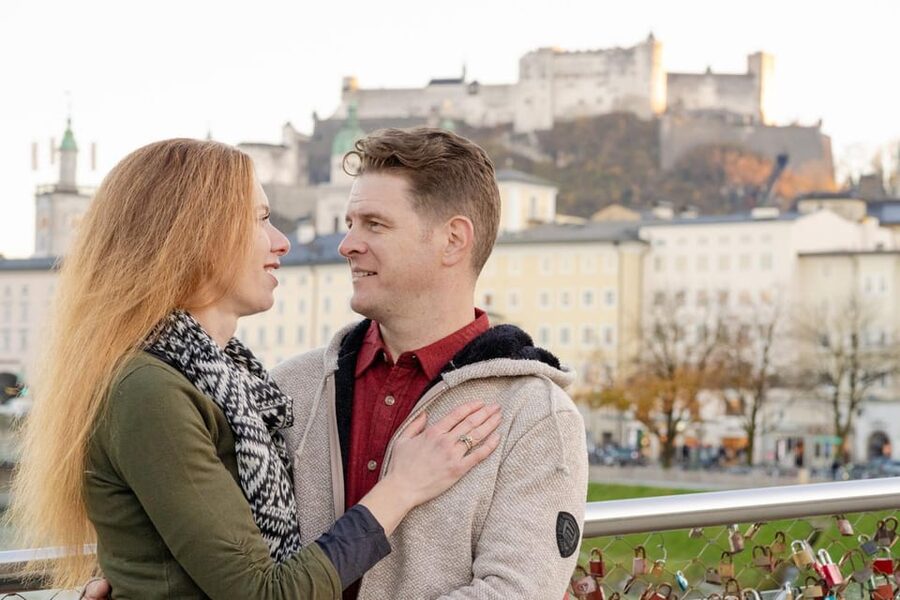 Salzburg City: private photoshoot at Salzburgs landmarks - Starting at the Pegasus fountain by Mirabell Palace