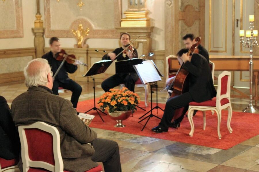 Salzburg: Dinner and Classical Concert at Mirabell Palace - Dinner beside the Mirabell Gardens