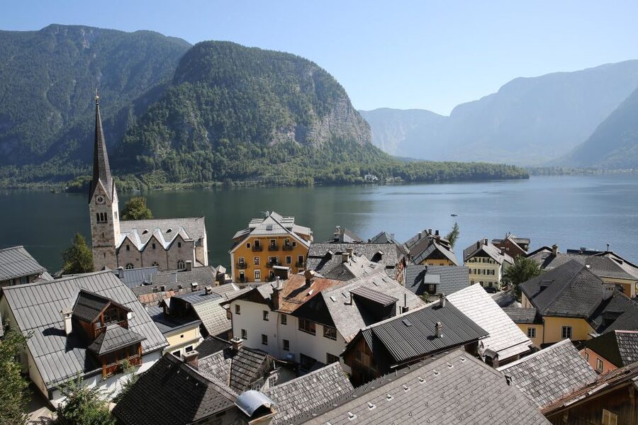 Salzburg: Hallstatt and Sound of Music Tour - Hallstatt arrives by way of the Salzkammergut