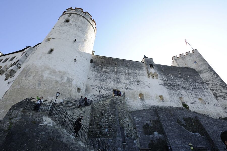 Salzburg: Hohensalzburg Fortress Admission Ticket - Walking up or riding the funicular