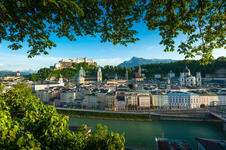 Salzburg: Hop-on Hop-off City Tour - Mirabellplatz and the Mozarteum