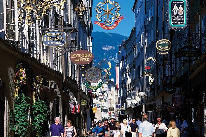Salzburg Introduction Walking Tour - The von Trapp family and the real Sound of Music