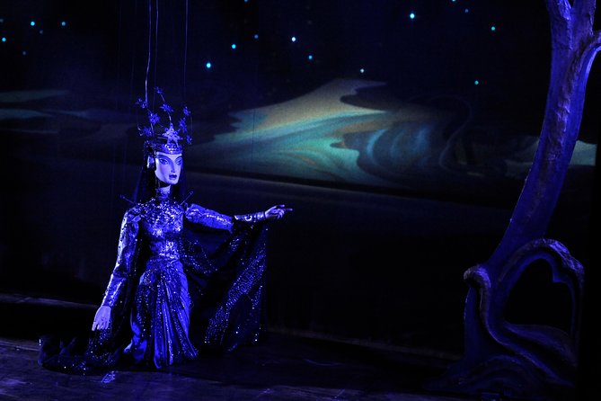 Salzburg Marionette Theater: The Magic Flute - What happens during The Magic Flute