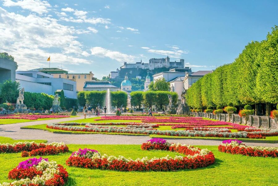 Salzburg: Old Town, Mozart, & Mirabell Gardens Walking Tour - Should you book the Mirabell and Mozart tour?