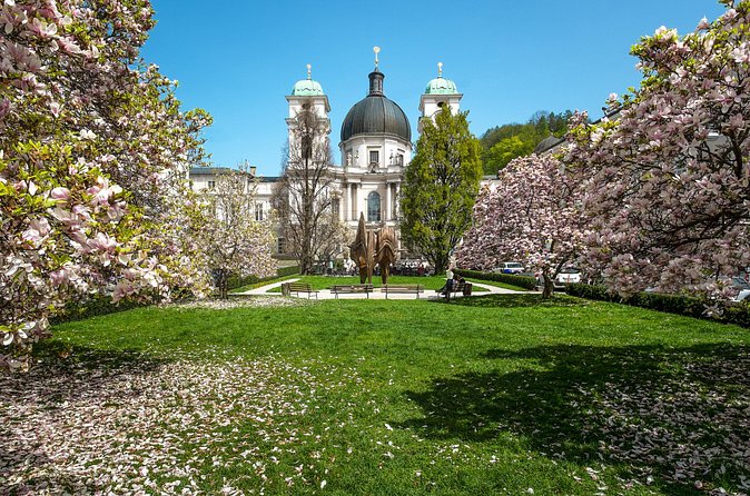Salzburg On the Traces of Mozart Private Tour - Timing, pickup, and practical planning