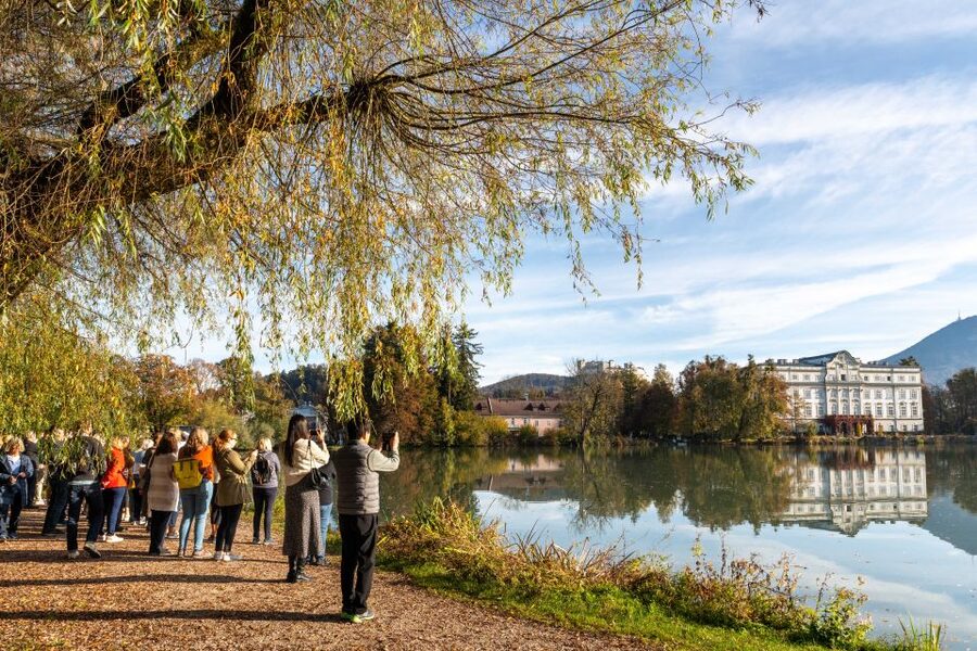 Salzburg: Original Sound of Music Tour - Mondsee Cathedral and Maria’s wedding