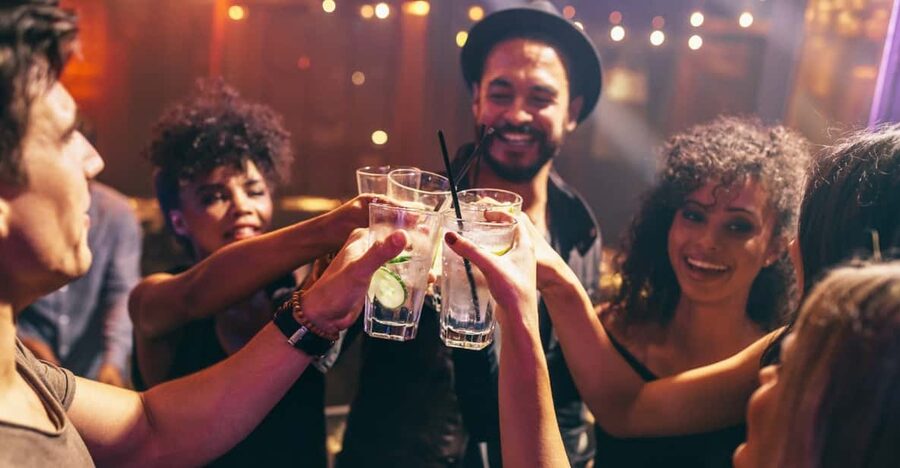 Salzburg: Pubcrawl Tour through best Bars and Clubs in Town - Who will enjoy this Salzburg pub crawl?