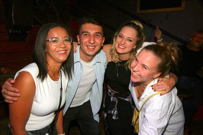 Salzburg Pubcrawl with free Shots & VIP Club Entry - Is it comfortable for solo women and mixed groups?