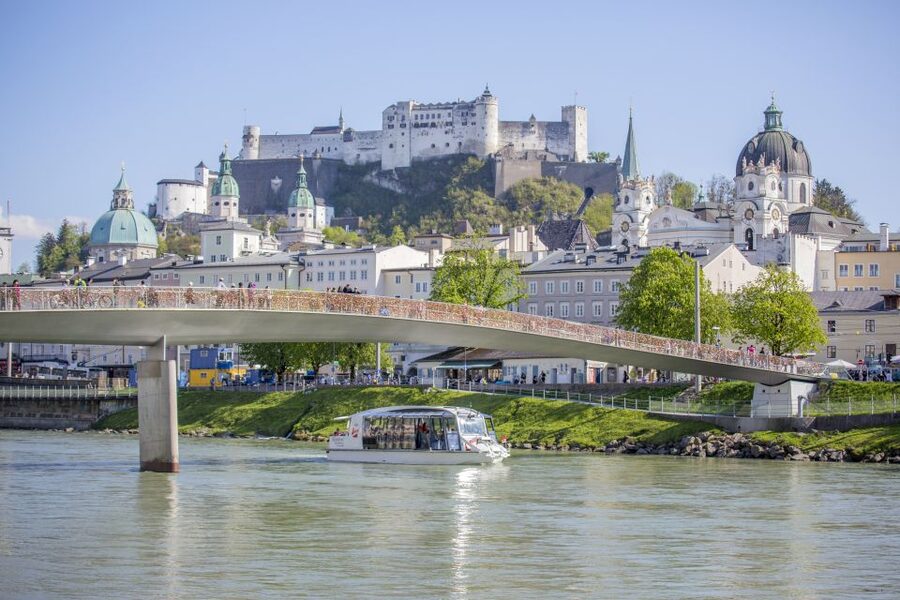 Salzburg: River Cruise, Dinner & Fortress Concert - A Salzburg evening built around the fortress