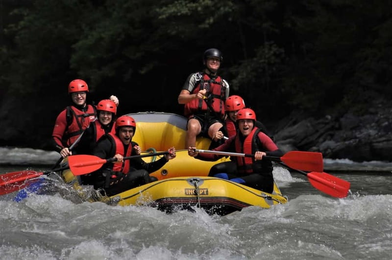 Salzburg: White Water Rafting on the Salzach River - The Labyrinth demands teamwork