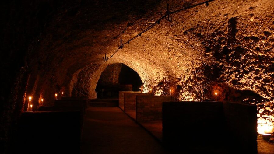 Salzkammergut: Sandstone Beer Cellar Tour - How to fit it into a Bad Ischl day