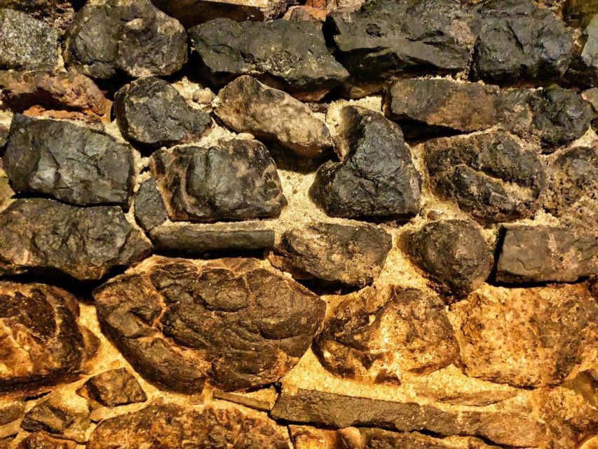 Salzkammergut: Sandstone Beer Cellar Tour - Carlo Battisti’s paintings add an unexpected stop