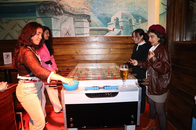 Saturday Night Pub Crawl for Professionals in Vienna, Austria - The hosts and the social side