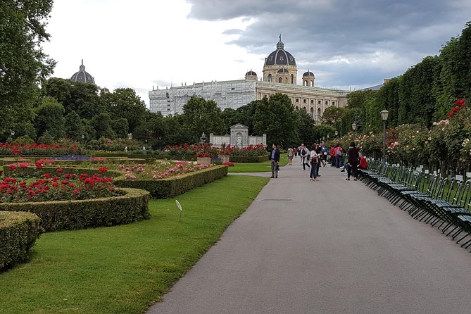 Scenic Private Transfer from Prague to Vienna or Vienna to Prague - Why the private format may be worth the price