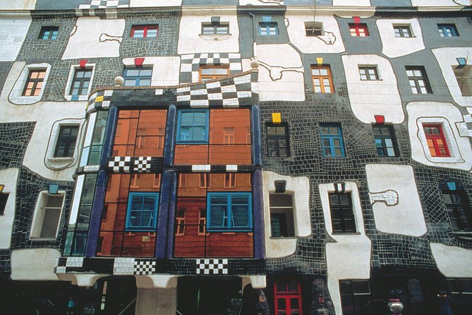Schoenbrunn Palace Skip-The-Line and Vienna Highlights Private Tour - Hundertwasserhaus and Vienna’s playful side