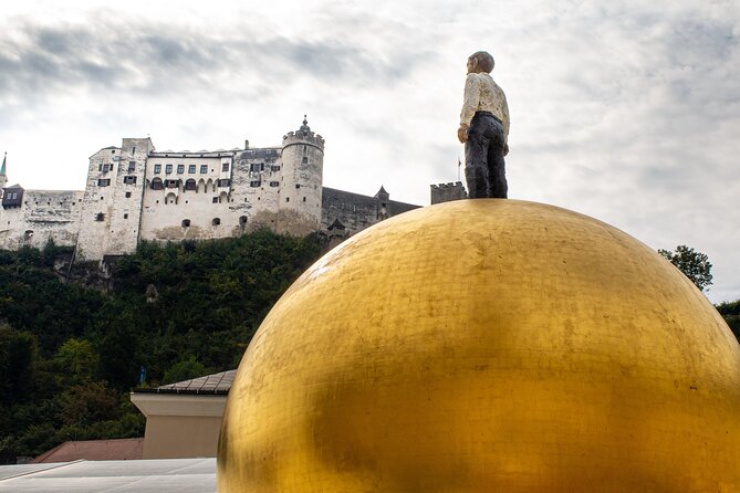 Self-Guided Tour of Salzburg: Stories, Photo Spots & Desserts - Museum der Moderne Mönchsberg and the best photo stop