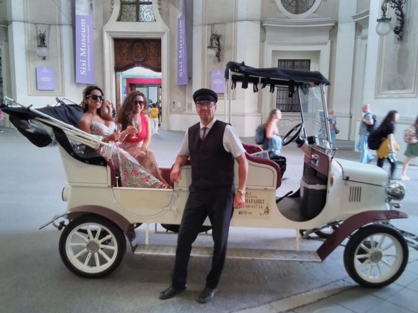 Sightseeing tour in electric vintage car (up to 5 people) - Who gets the most value from the $116 price
