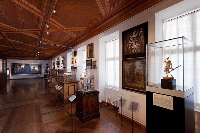 Skip the Line: Ambras Castle in Innsbruck Entrance Ticket - The Habsburg portrait gallery