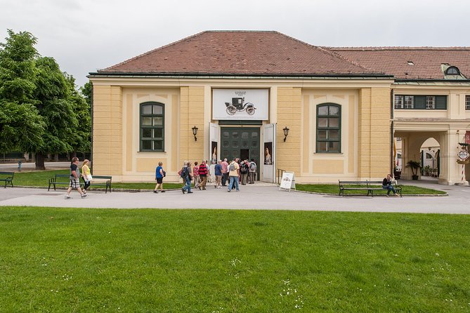 Skip the Line:Imperial Carriage Museum by Schönbrunn Kaiserliche Wagenburg Wien - Following Sisi From Marriage to Tragedy