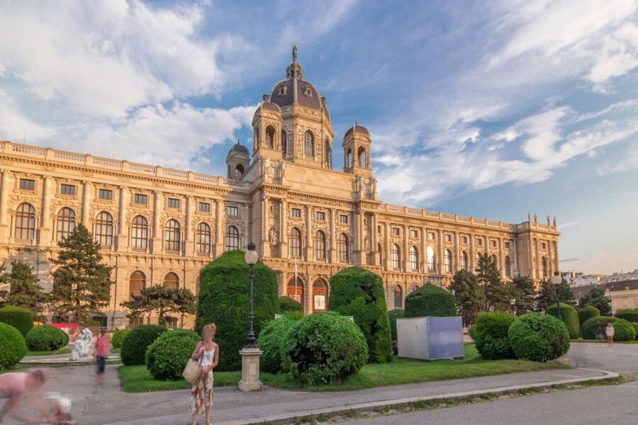Skip-the-line Private Tour Kunsthistorisches Museum Vienna - The five-hour version with door-to-door service