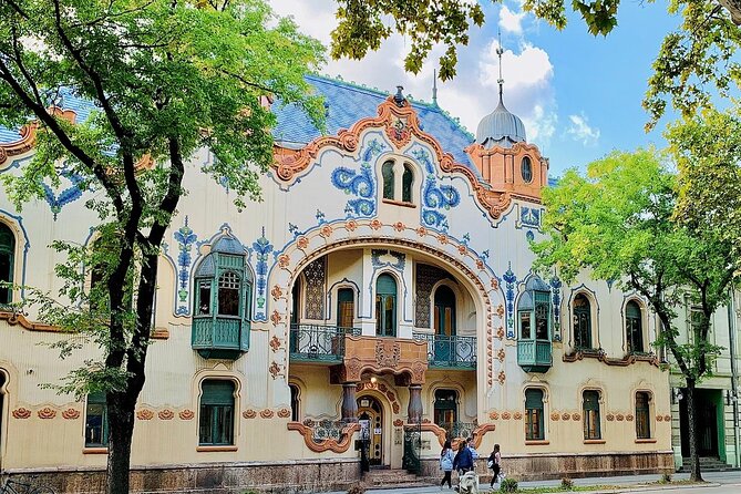 Small Group Tour: Balkans & Central Europe from Athens to Vienna - Days 14 to 17: Serbia, wine country, and the Danube
