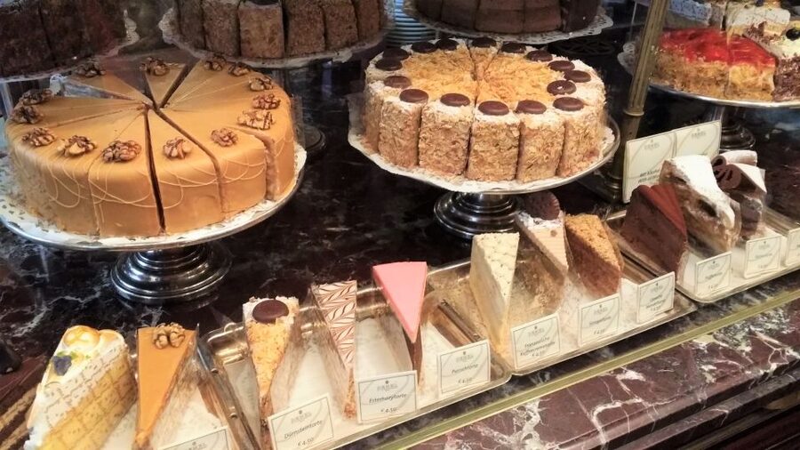 Sweet Vienna Tour: Home of Cakes and Cafe Culture - Coffeehouse etiquette, explained in plain terms