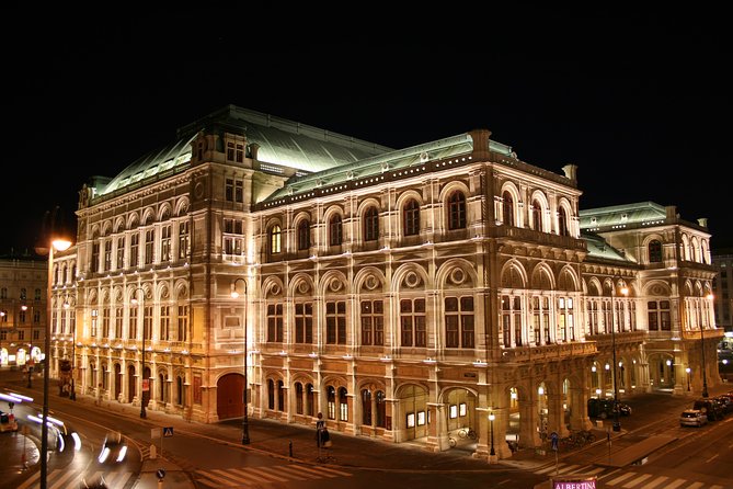 The Heart of Vienna: A Self-Guided Audio Tour - Finishing with a full circuit of Stephansdom