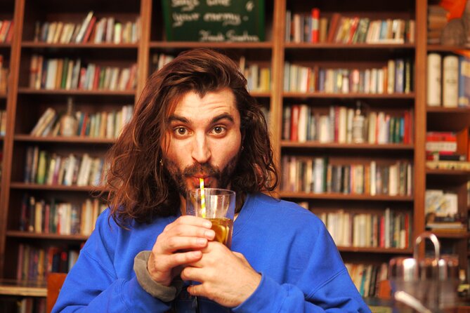 Thursday Night Pub Crawl for Professionals in Vienna, Austria - Funky Monkey Bar: free entry and a DJ-led finish