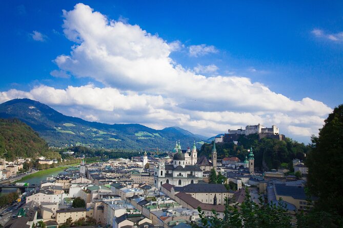 Transfer from Vienna to Salzburg with 2 hours for sightseeing - What your driver does, and what the driver does not do