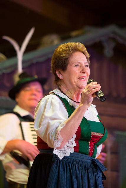 Tyrolean Evenings Family Gundolf in Innsbruck - Who should book Tyrolean Evenings Family Gundolf?