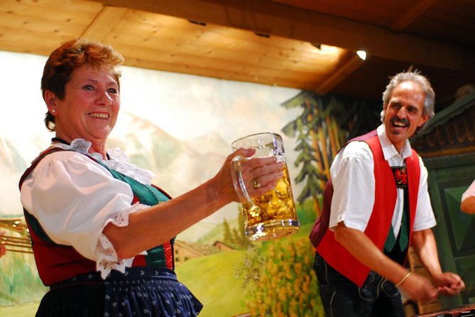 Tyrolean Folk Show Ticket in Innsbruck - What the Tyrolean Evening is really like