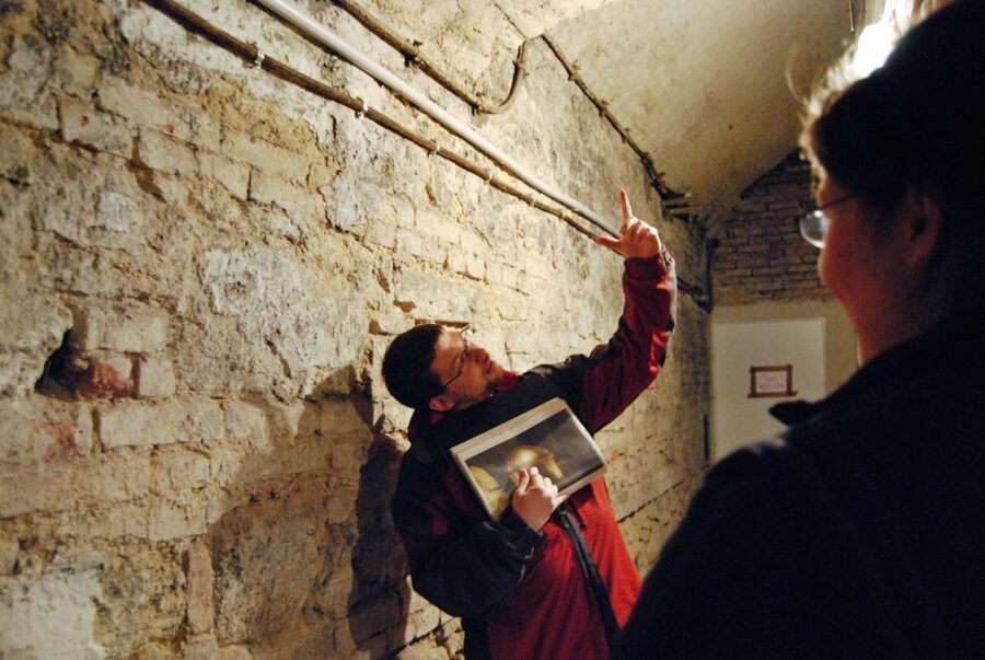 Vienna: 1.5-Hour Underground Walking Tour - Vienna’s center has a second city below it