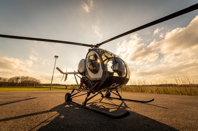 Vienna 40 Minutes Helicopter Tour for 2 - The restored castle in Lower Austria