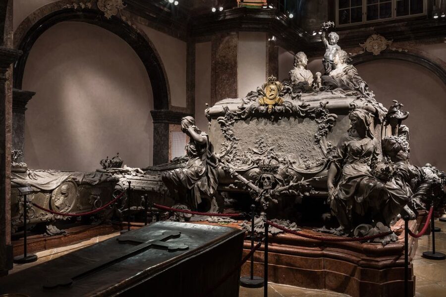 Vienna: A Little Night Music - Concert at Capuchin Church - Christmas concerts in the heated church