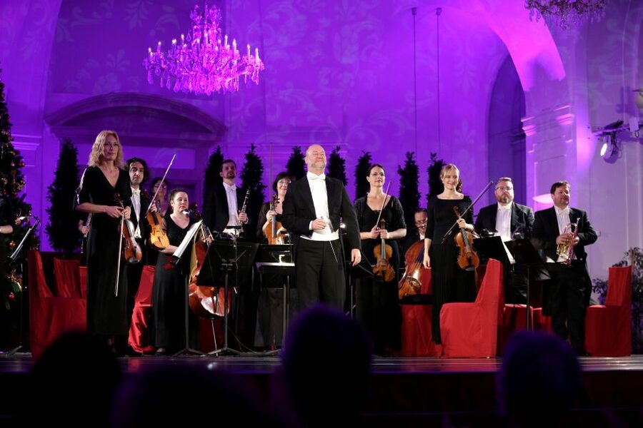 Vienna: After-Hours Schönbrunn Palace Entry & Concert Ticket - A palace evening that keeps the crowds away
