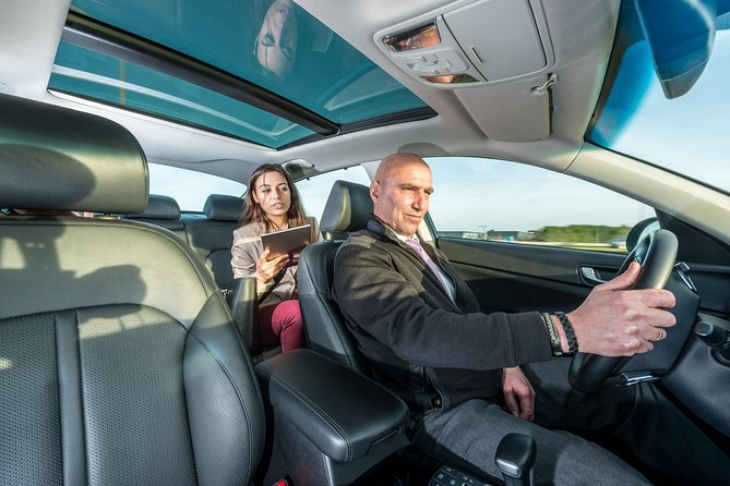 Vienna Airport Departure Transfer (Hotel to Vienna Airport) - Early morning departures and traffic risk