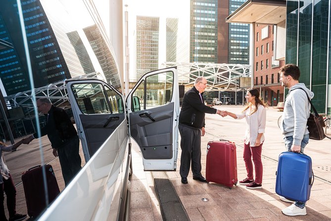 Vienna Airport Departure Transfer (Hotel to Vienna Airport) - Communication is part of the service