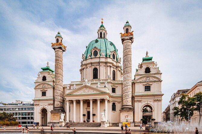 Vienna Airport to Vienna City Private Airport Transfer Austria - A 20 to 30 minute ride into Vienna