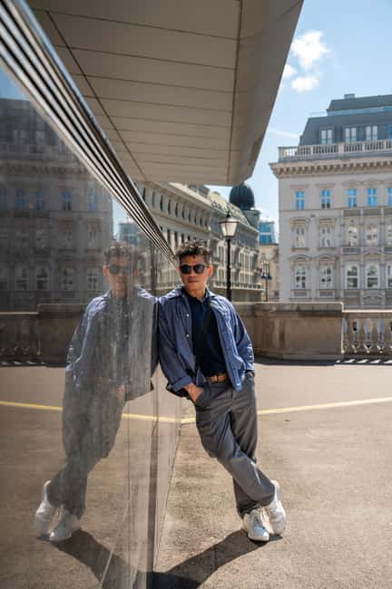 Vienna: Authentic Professional Photography Tour - Picking the right Vienna backdrop