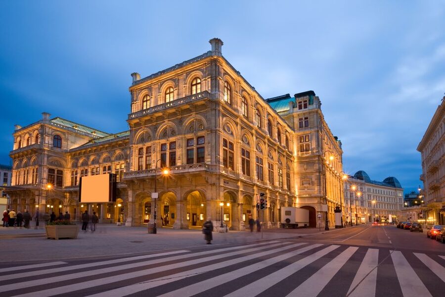 Vienna: Big Bus Hop-On, Hop-Off Tour by Open-Top Bus - FAQ