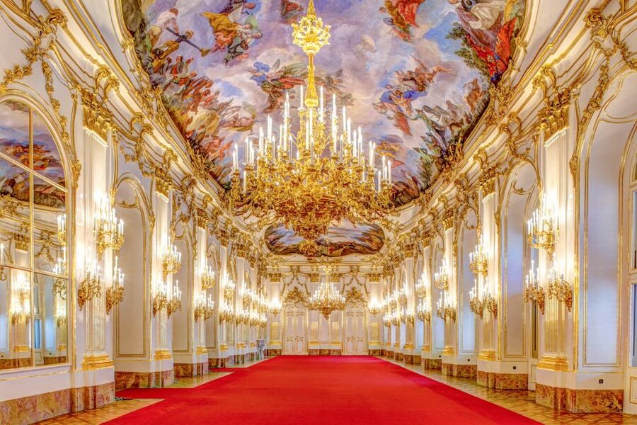 Vienna: Bus & Schönbrunn Palace Skip-the-Line Guided Tour - Why this tour works well as a first look at Vienna