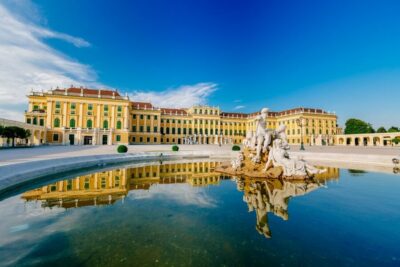 Bus & Schönbrunn Palace Skip-the-Line Guided Tour