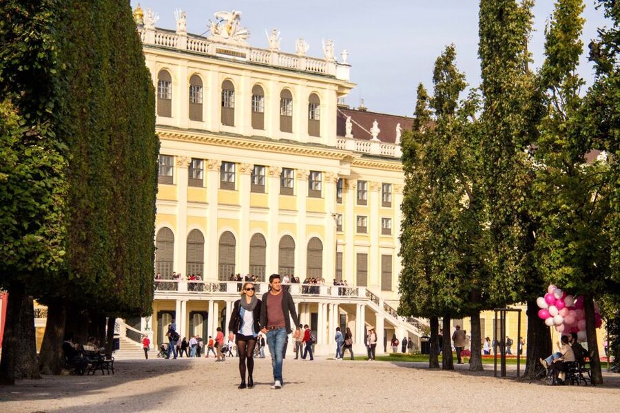 Vienna: Bus & Schönbrunn Palace Skip-the-Line Guided Tour - Who should book this half-day experience?