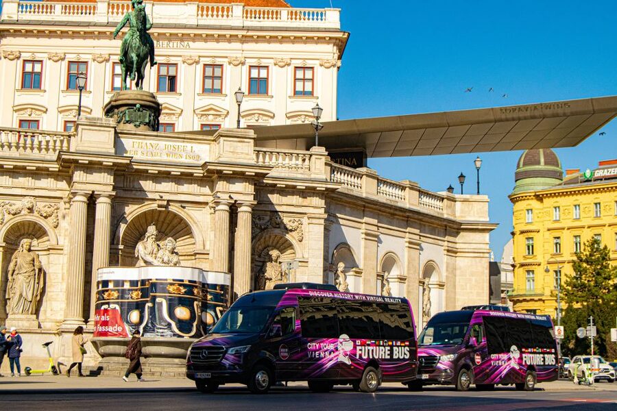 Vienna: Bus Tour with Virtual Reality Experience - Who will enjoy the Future Bus most?