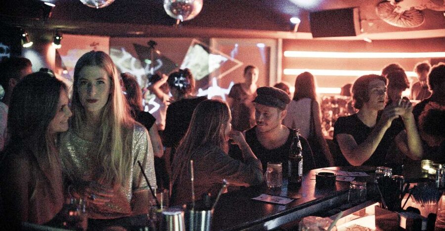 Vienna: City Center Pub Crawl - Three stops across Vienna’s central party zone