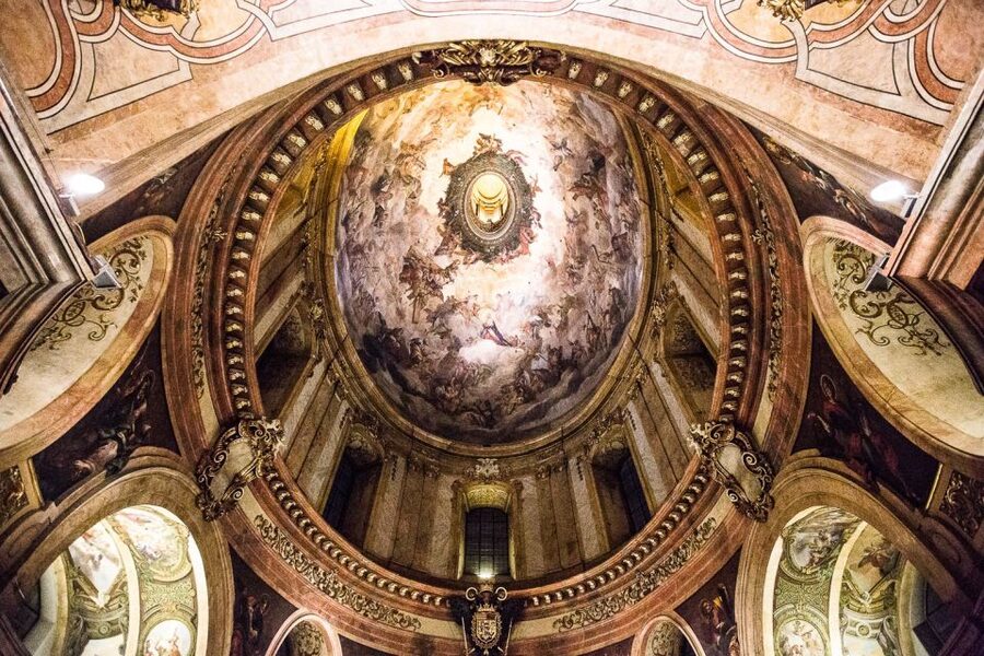 Vienna: Classic Ensemble Vienna in St. Peter's Church Ticket - What the one-hour program feels like