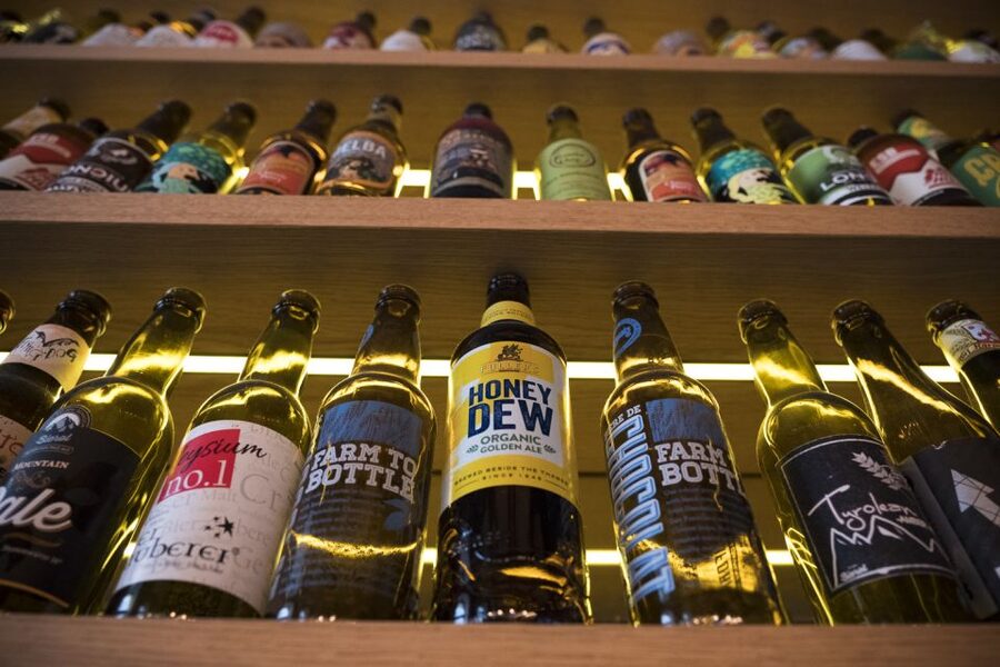 Vienna: Craft Beer Tasting Experience with Local Snacks - A cozy setting with a social side