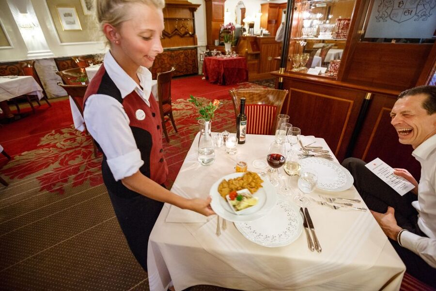 Vienna: Culinary Experience at Restaurant Stefanie - How much explanation will you get?